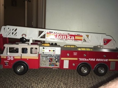 2000 Tonka Fire Rescue Truck #36 03473 