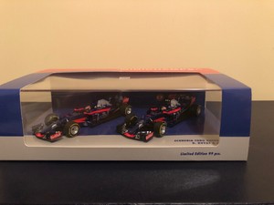 Minichamps SCUDERIA TORO ROSSO RENAULT STR12 GASLY F1 DEBUT JAPON 2017 1//43