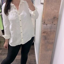 New Directions button down shirt size medium