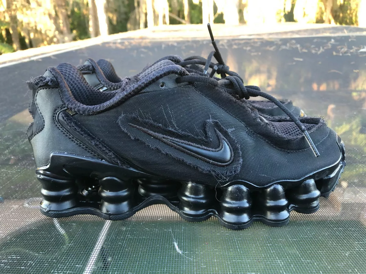 nike cdg shox black