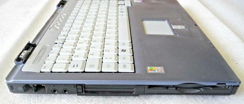 Fujitsu C-1020 Notebook PC P4 2.2Ghz 2gb DDR ram 40gb HDD Windows XP Pro SP3 - Imagen 2 de 4