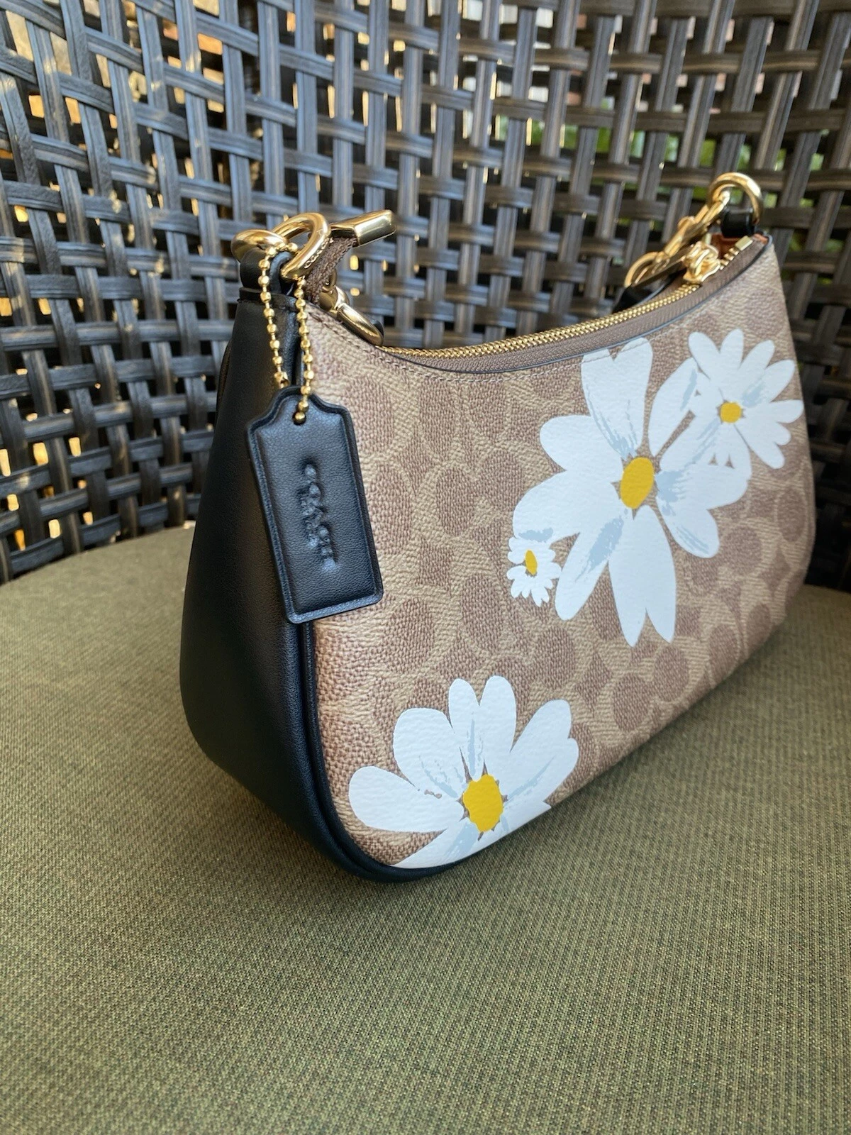 Borsa a tracolla Coach CZ586 Teri firmata rivestita in tela e pelle stampa floreale