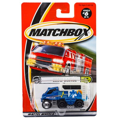Matchbox #6 Snow Doctor Blue Ambulance Team Tundra Series 2001 New On Card