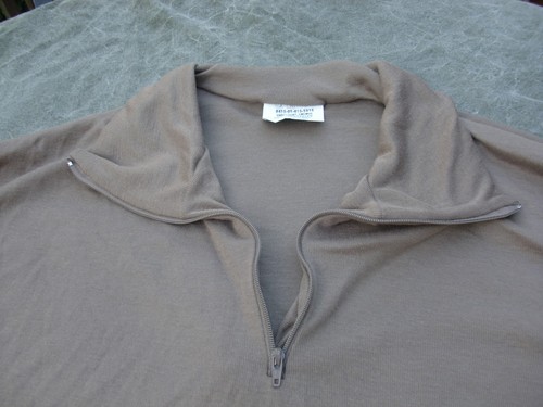Medium military lightweight cold weather shirt long john top - very good - Picture 2 of 6