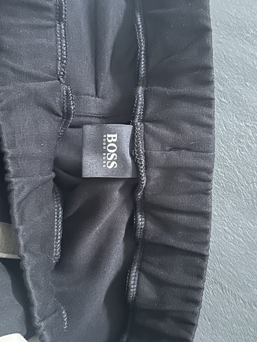 Black Hugo Boss Men’s Headlo 1 Shorts Size Medium Size L Large - Picture 6 of 10