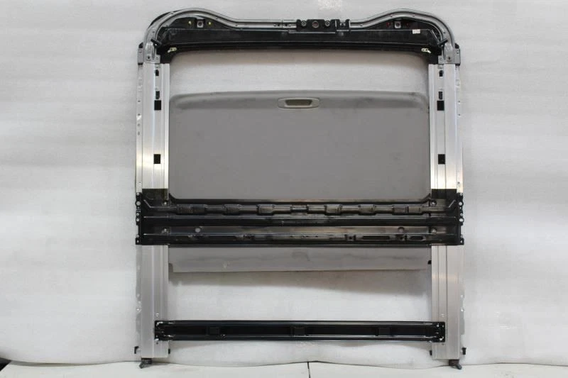 Marco de pista techo corredizo Lexus IS300 2001 2002 2003 2004 2005 88233-99115 Foto 2 de 4