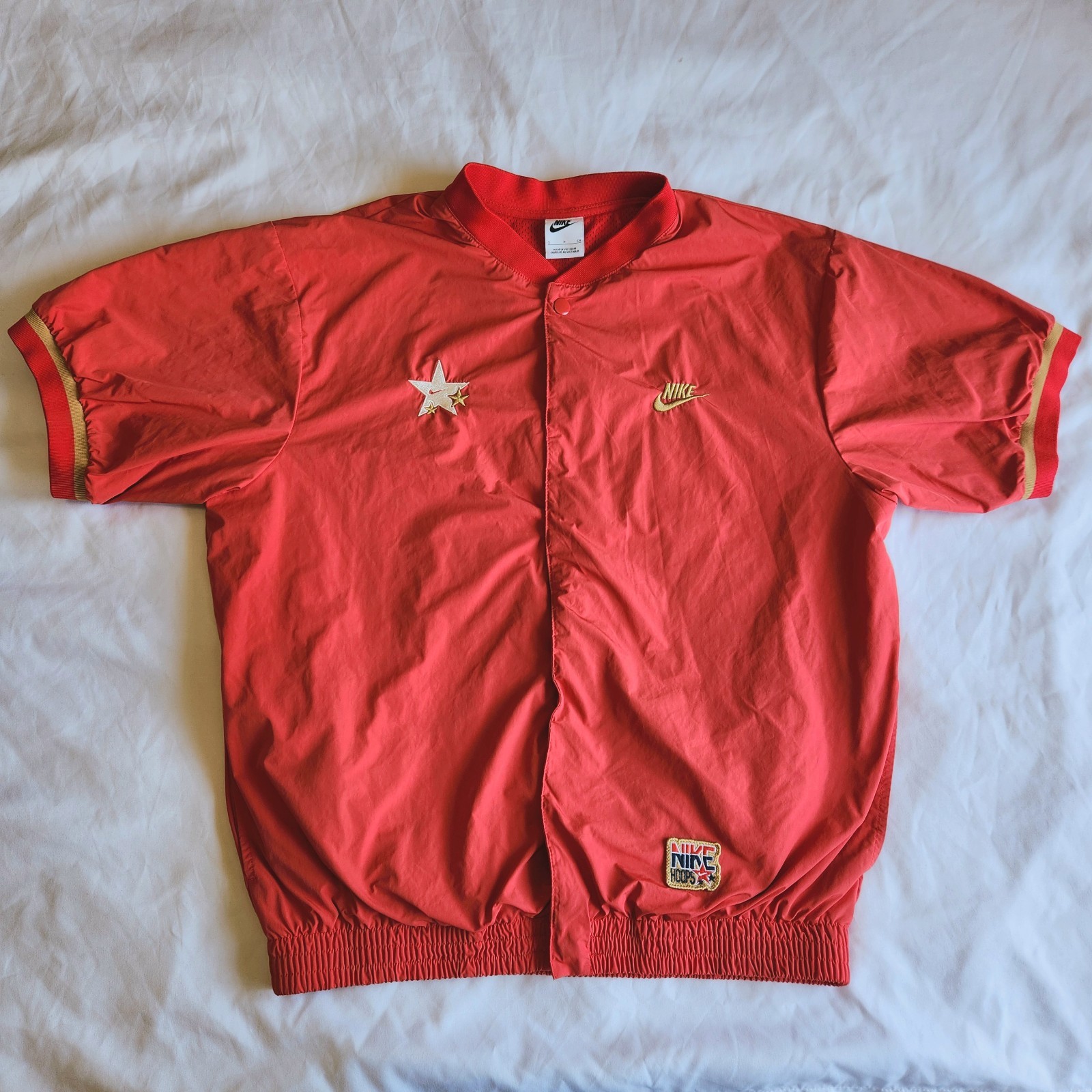 SACAI X NIKE Nike Hoops Ossidiana Rosso Uomo SM Basket Riscaldante Tiro Bottone a Scatto Giacca