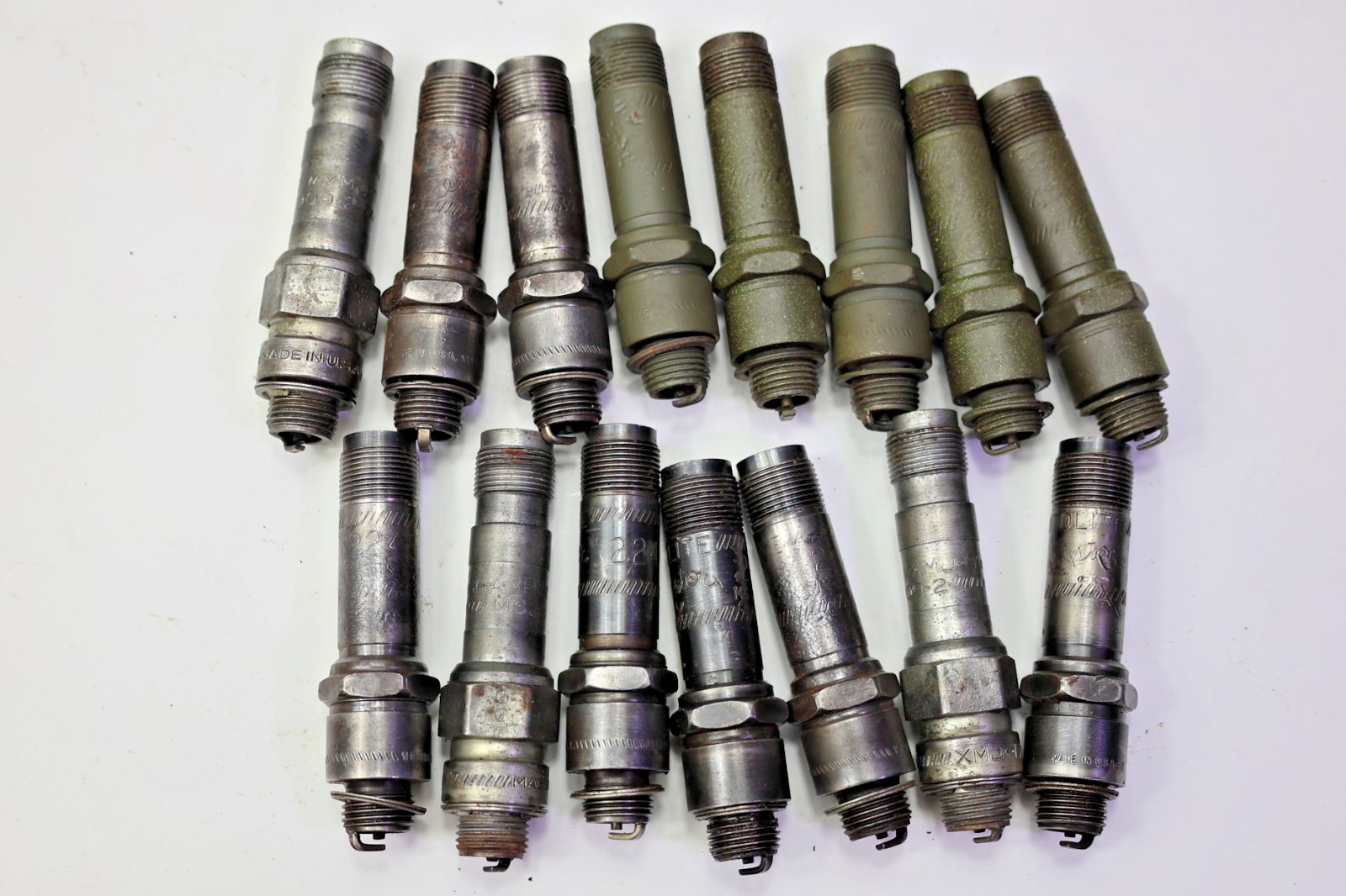 15 USED - Military-spec Shielded Spark Plugs - Autolite - Champion - Motorcraft