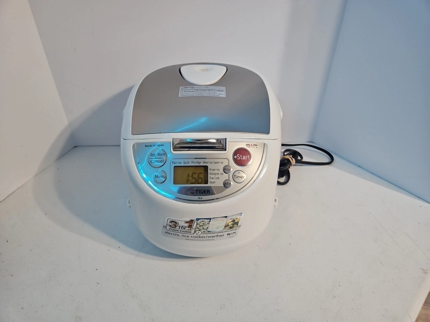 Tiger JBA-T18U Rice Cooker Warmer 10 Cup Japan Multi-Function Steamer Slow Cook
Opens in a new windo