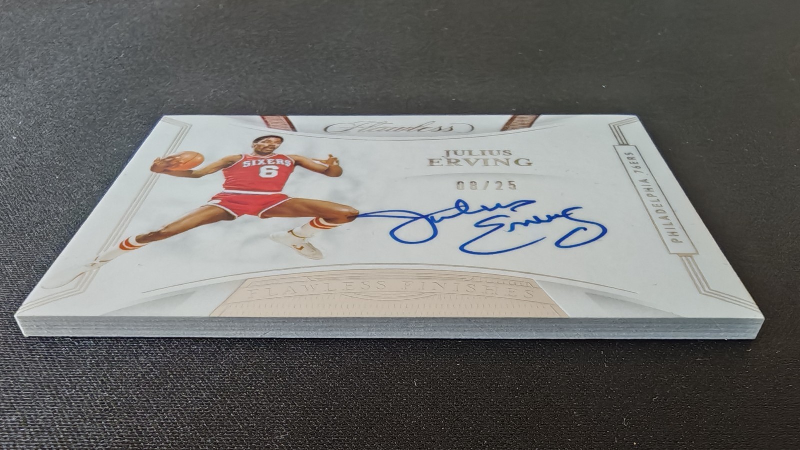 2019-20 Panini Flawless Finishes Julius Erving Auto Autograph 08/25 76ers!! view 3