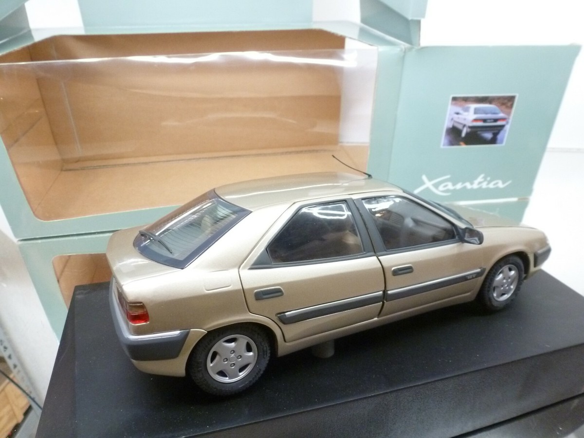 SEGEM CITROEN XANTIA SEDAN - CHAMPAGNE METALLIC 1:18 - GOOD IN BOX