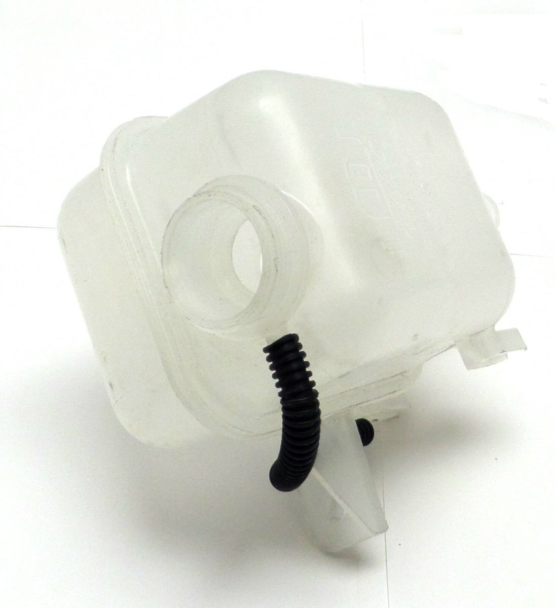 New OEM Water Coolant Reservoir 2021 Escalade Silverado Sierra 