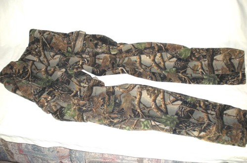 Cabela's Polyester Lined Fleece Hardwood Camo Hunting Pants, Size 16 Ex. Cond. - Picture 2 of 6