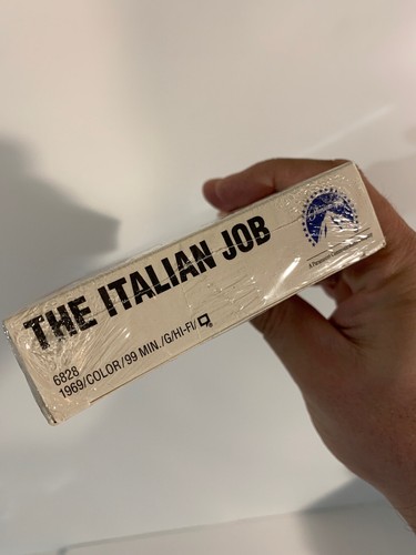 The Italian Job (VHS TAPE) MICHAEL CAINE NOEL COWARD RARE HTF FREE SHIPPING New - Picture 3 of 4