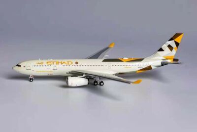 1:400 NG Model ETIHAD AIRBUS A330-200 Passenger Airplane