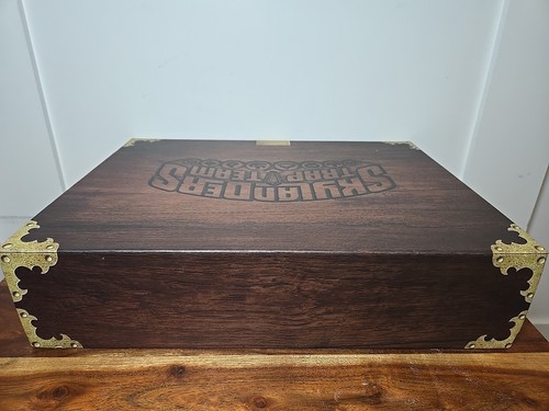 Skylanders Trap Team Crystals Collector Storage Case Box Chest & 23 Traps - Picture 9 of 10
