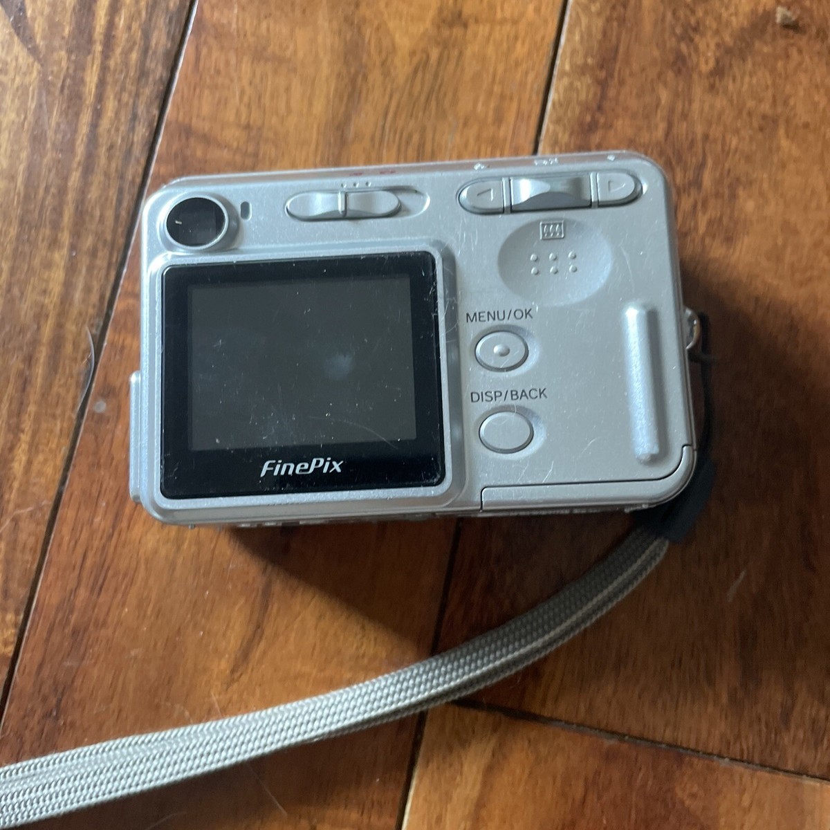 Vintage Fujifilm FinePix A345 4.1MP Digital Camera Silver Screen