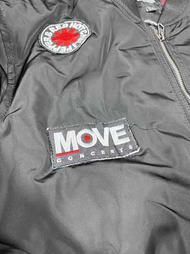 Pull & Bear mit Red Hot Chili Peppers Patches schwarze Jacke mit Reißverschluss Größe EUR XL - Bild 2 von 14