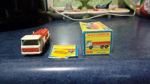 LESNEY MATCHBOX #58 DAF GIRDER TRUCK MINT IN BOX - Picture 3 of 3