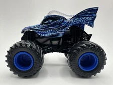 Monster Jam Monster Truck DRAGON 1:64  Fire And Ice Blue