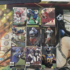 FOOTBALL MIX CARDS LOT 9 CARDS ALL RC lot-all RC PLEASE SEE PIC Nm Mint
