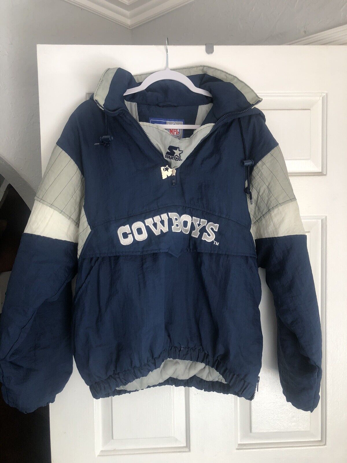 Dallas Cowboys starter jacket Size Medium Rare