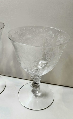  vtg Cambridge Rose Point Etched Crystal 2 Oyster Fruit Cocktail Glasses 4 1/2" - Picture 2 of 5