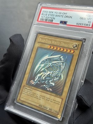 2002 Yugioh BLUE-EYES WHITE DRAGON SDK-001 1st Edition English PSA