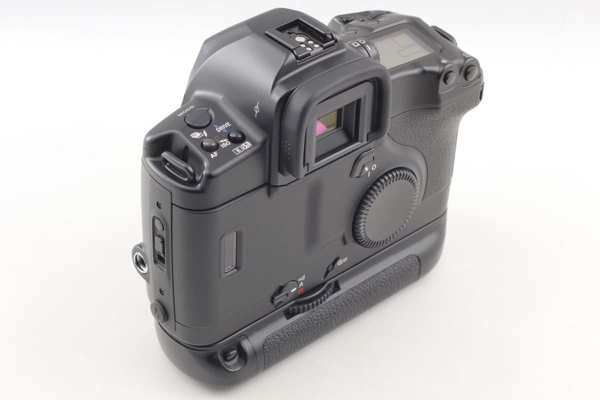 ▶️[ Top MINT w/ Strap ] Canon EOS 3 Film Camera EF 50mm 1.8 ii