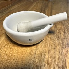 Vintage Porcelain Mortar & Pestle Apothecary / Laboratory Chemist c.1950–70
