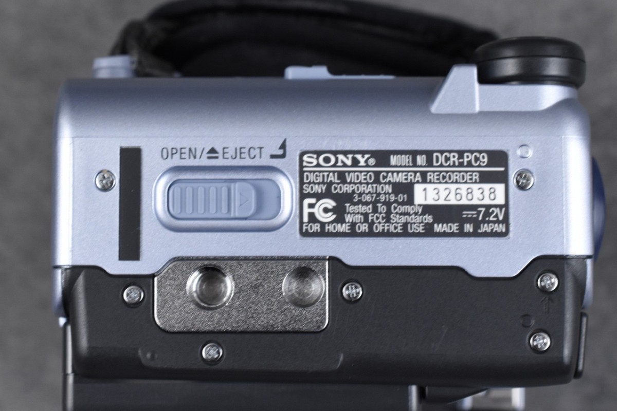 Sony DCR-PC9 MiniDV Handycam Camcorder Bundle Tested Charger | eBay