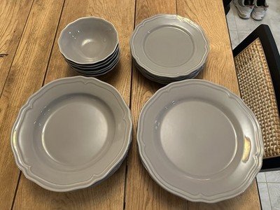 IKEA Arv Scalloped Dinner Plates and bowls Set Of 6