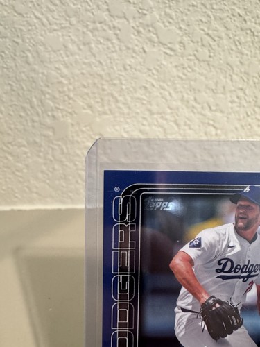 2025 Topps Series 1 - CLAYTON KERSHAW Team Border sp Los Angeles Dodgers #146 - Picture 3 of 7
