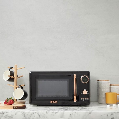Haden 700 Watt 0.7 Cubic Foot Microwave w/ Digital Controls, Black/Copper (Used) - Afbeelding 8 van 11