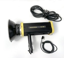 Novatron M300 Monolight, Reflector, Sync cord, Power cord, Built in slave, Model