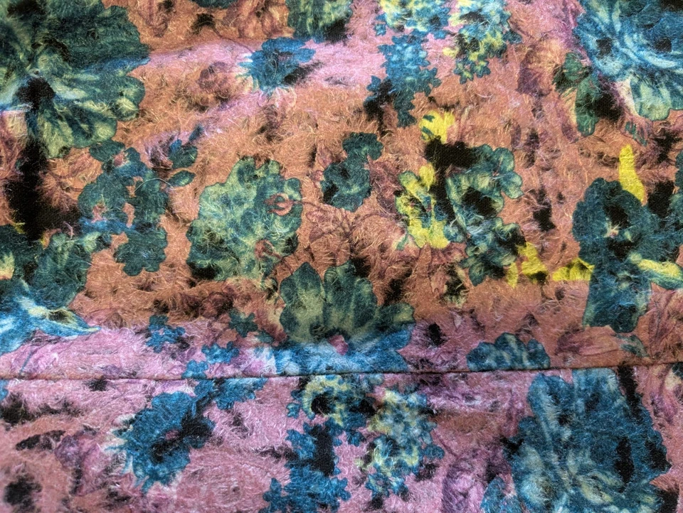 Lindo Casaco Feminino Mauve Estampa Floral Turquesa Plus 2X Botão para Cima - Imagem 4 de 4