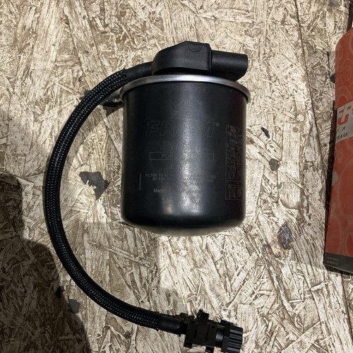 BNIB engine Fram Fuel Filter - P11196 canister - Picture 3 of 5