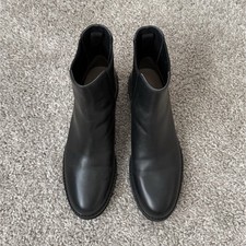 Stuart Weitzman Women s Black Leather Chelsea...