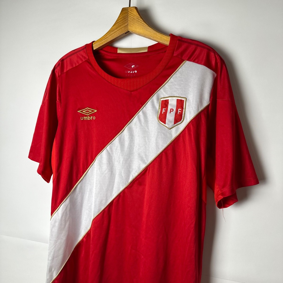 PERU 2018 2019 AWAY FOOTBALL SHIRT SOCCER JERSEY WALON sz L MEN | eBay
