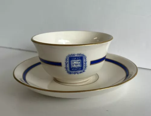 Vintage YALE UNIVERSITY Cup & Saucer CREST LUX ET VERITAS White & Blue Gold Trim