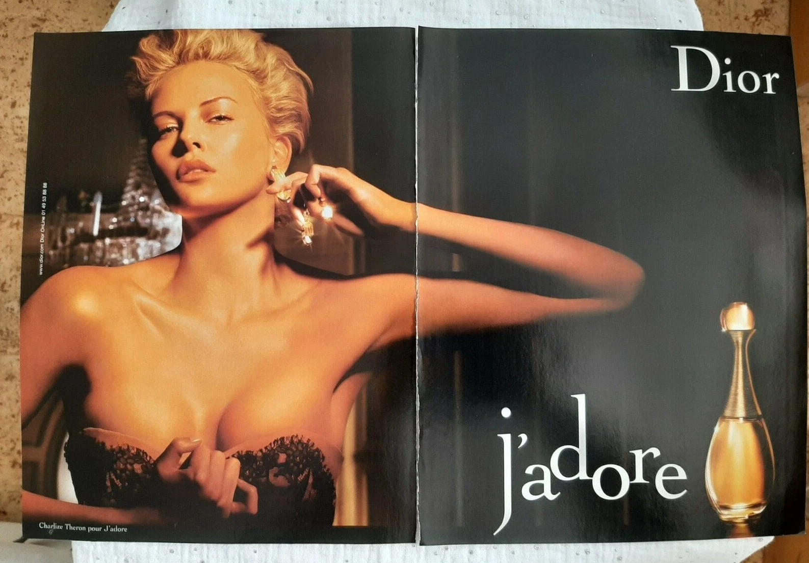 Publicité papier Parfum. Perfume Ad C. Dior J'adore de 2006