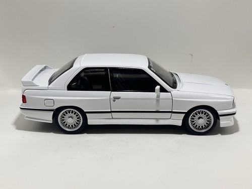 1: 24 BWM M3 Alloy Car Model High Simulation Diecasts With Sound and Light P.Bac - 第 18/22 張圖片