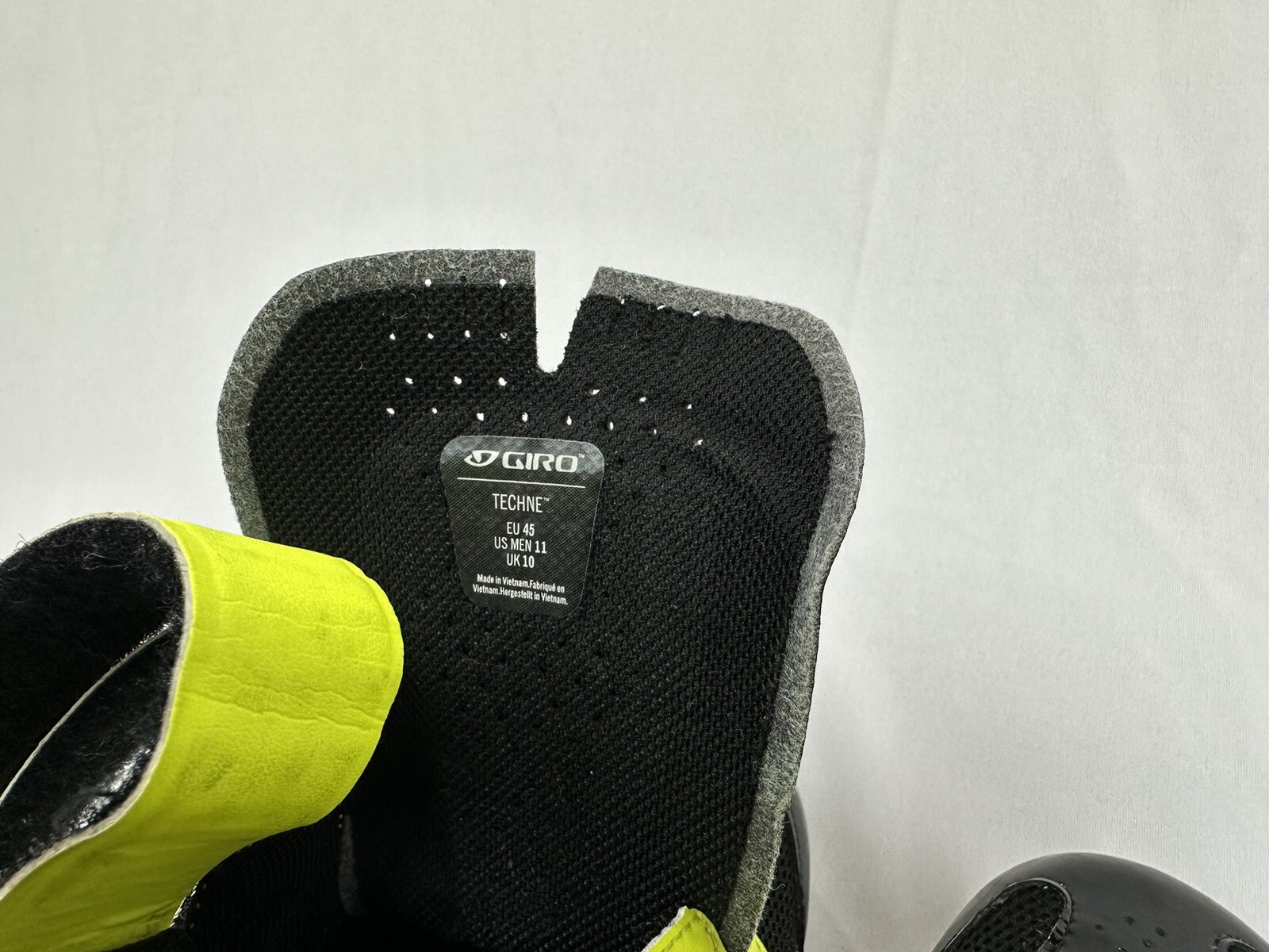 GIRO Techne Road Cycling Shoes Men's SIZE 11 Black Yellow PRE-OWNED Bike Shoes