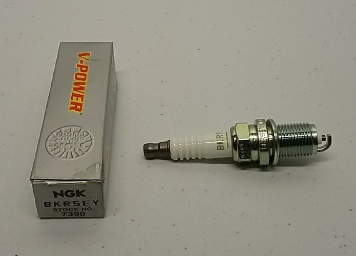 BKR5EY NGK Automotive V-Power Spark Plug Made In Japan 7390 Spark Plug