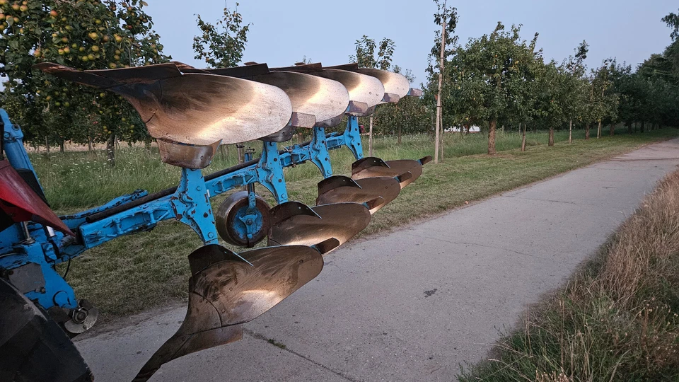 Pflug - Lemken Opal 100 - 3+1 Schare blau gebraucht, guter Zustand - Bild 2 von 4