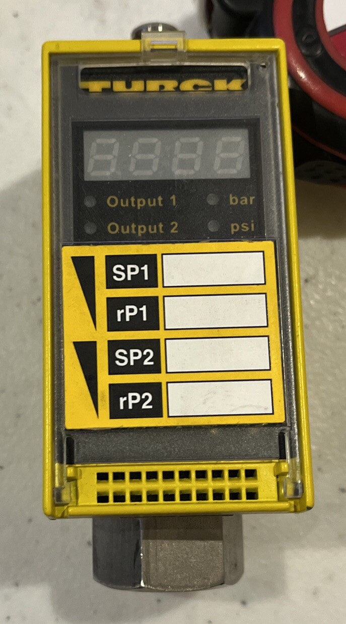 TURCK PC010-Gi1/4A1M-2APN8X-H1141 Pressure Control