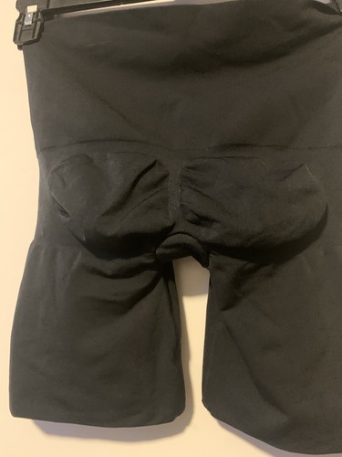 SPANX “RedHot” Shaper Shorts Size 1X Black Women’s EUC - Picture 7 of 7