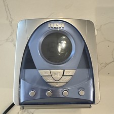 RCA Alarm Clock Radio w/ CD Player  Digital AM/FM Tuning RP5620 Silver  Blue