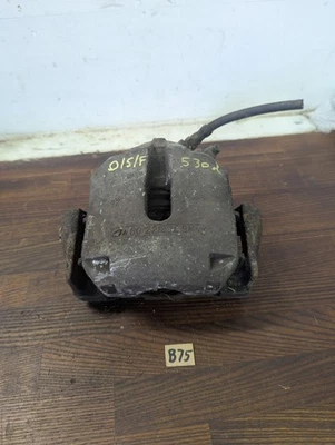 BMW 5 SERIES 530d E39 1997-03 PASSENGER FRONT BRAKE CALIPER With Carrier - Image 1 of 4