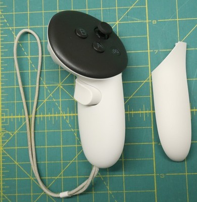 Genuine Used Meta Quest 3 & Quest 3S Touch Right Controller - Glitchy Joystick